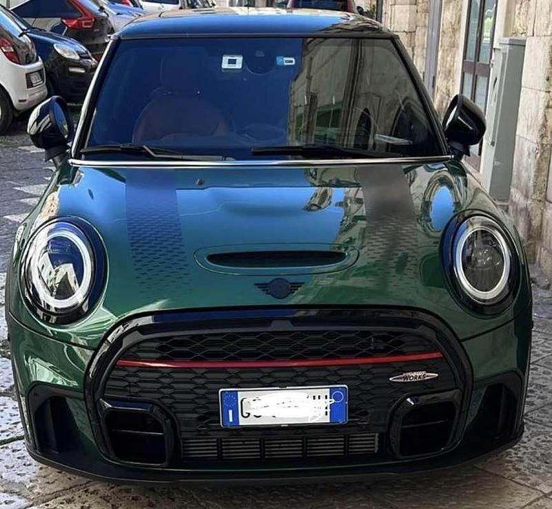 Verde Usata 2024 Mini John Cooper Works Utilitaria | 30.000 € (Buon prezzo) - Immagine 1/4