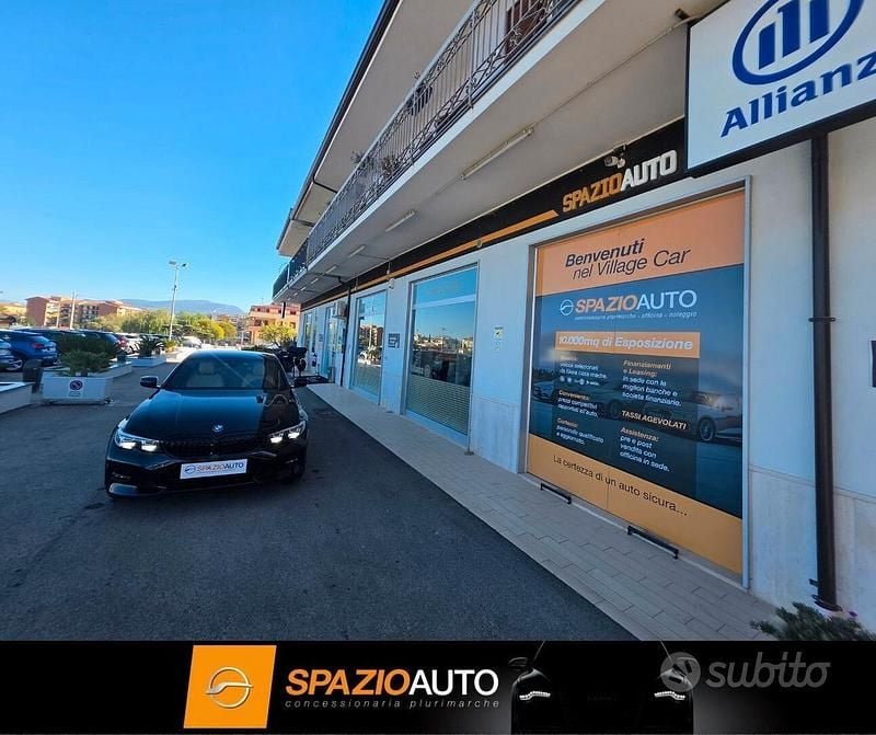 Usata BMW 320 Luxury Line 265 CV (194 kW) 2020 Nero Berlina