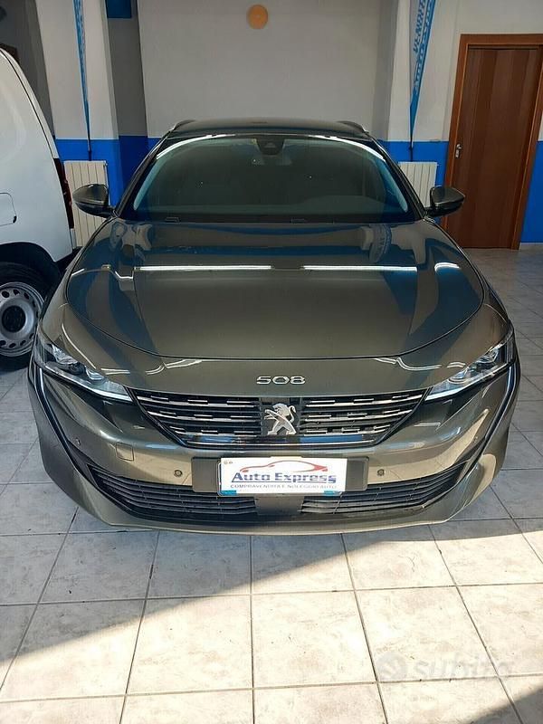 Usata Peugeot 508 Allure 130 CV (95 kW) 2019 Marrone Station wagon