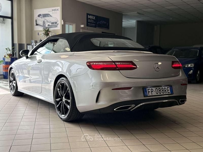 Usata Mercedes E220 Premium Plus 194 CV (142 kW) 2018 Other Cabrio