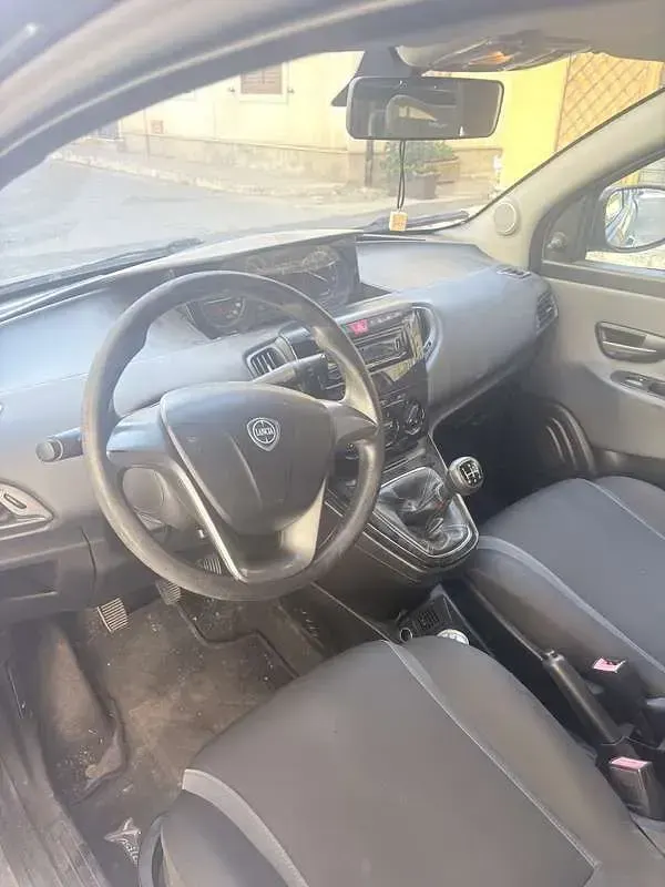 Usata Lancia Ypsilon S 95 CV (69 kW) 2017 Utilitaria