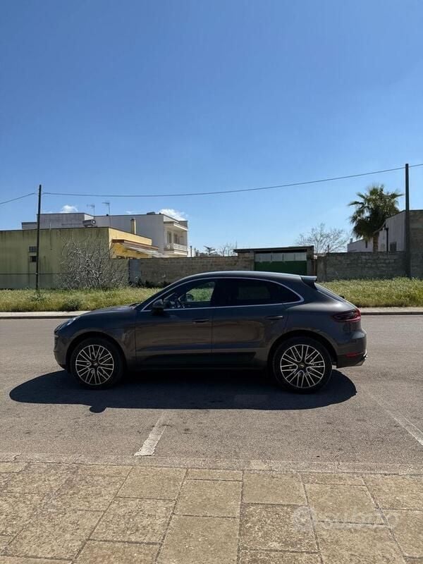 Usata Porsche Macan 250 CV (183 kW) 2016 Grigio SUV