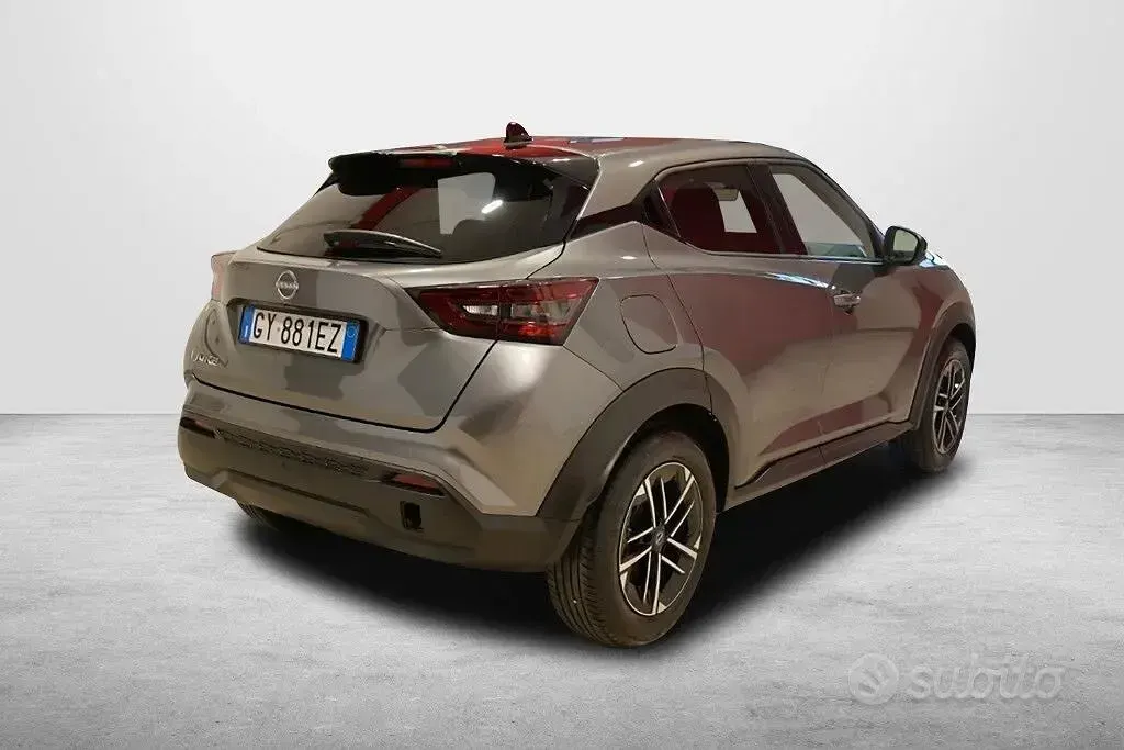 Usata Nissan Juke N-Connecta 114 CV (83 kW) 2025 Grigio SUV