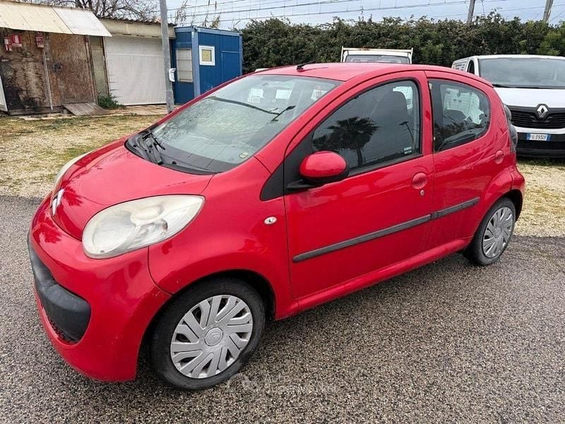 Rosso pastello Usata 2008 Citroën C1 Due volumi | 1690 € (Ottimo prezzo) - Immagine 1/4