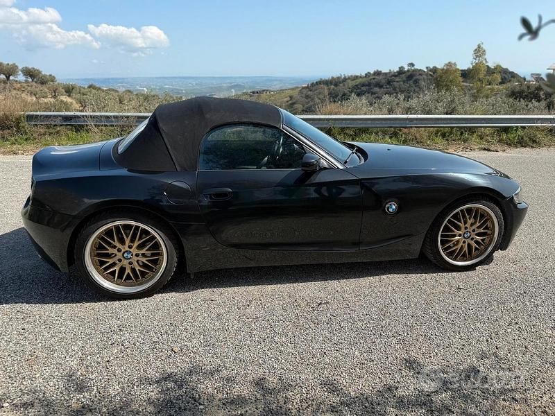 Usata BMW Z4 170 CV (125 kW) 2005 Nero Cabrio