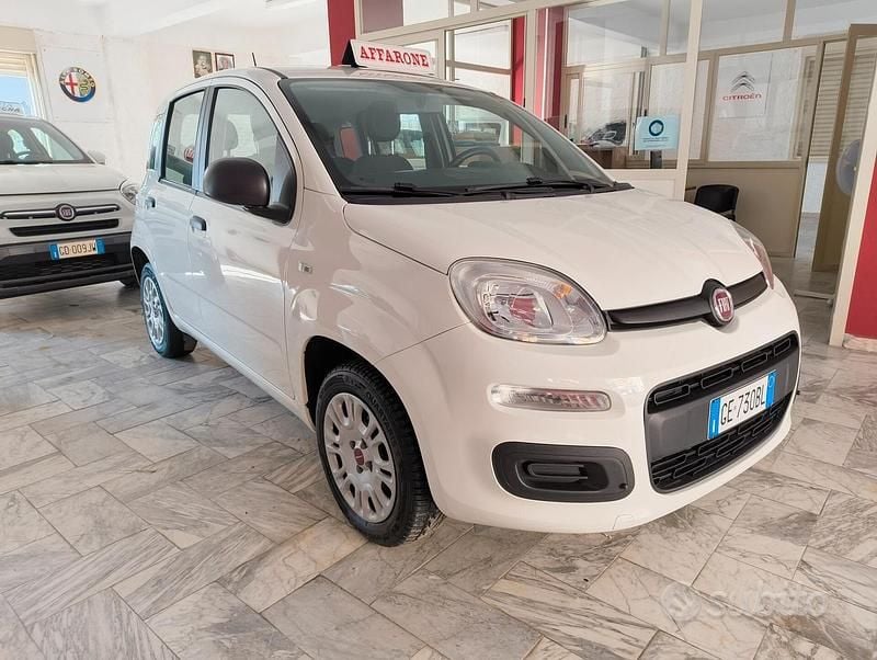 Usata Fiat Panda Easy 69 CV (50 kW) 2021 Bianco Berlina