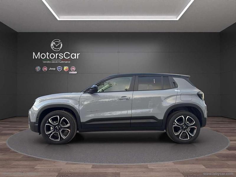 Nuova Jeep Avenger Summit 101 CV (74 kW) 2025 Grigio SUV
