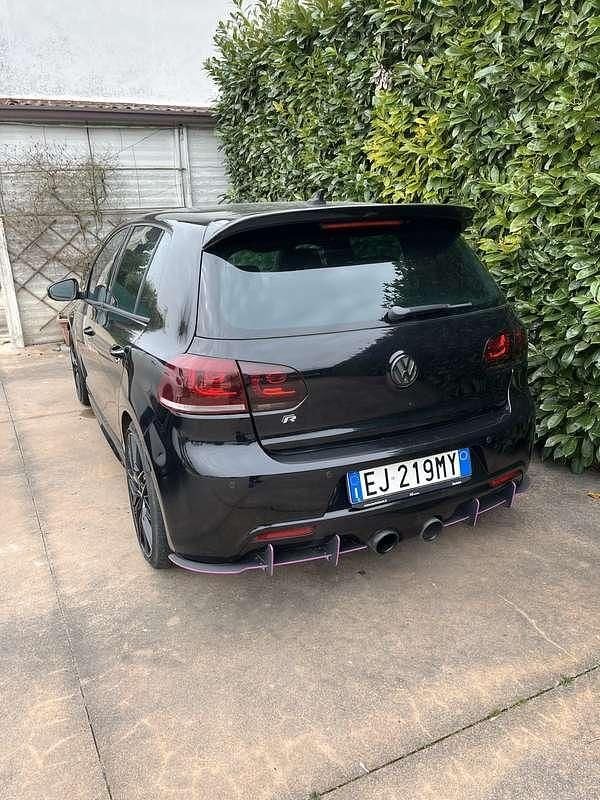 Usata VW Golf VI R 271 CV (199 kW) 2011 Utilitaria