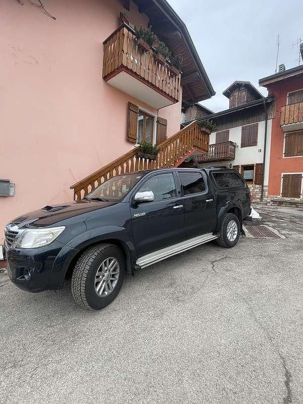 Usata Toyota HiLux 171 CV (125 kW) 2013 Pick-up