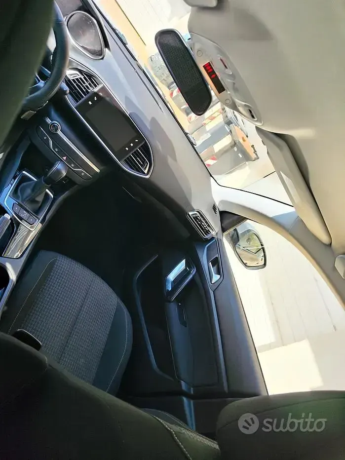 Usata Peugeot 308 116 CV (85 kW) 2018 Grigio Utilitaria