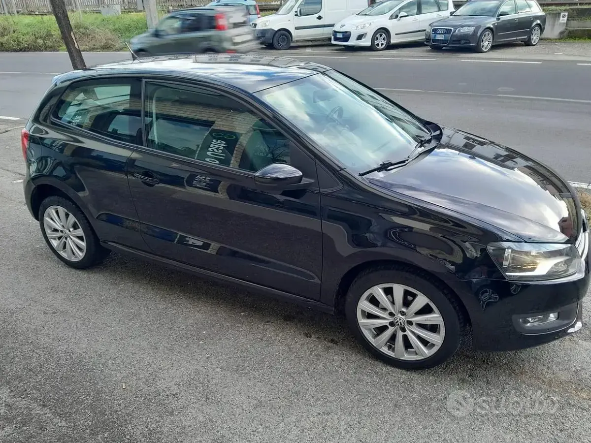 Usata VW Polo 75 CV (55 kW) 2013 Nero Utilitaria