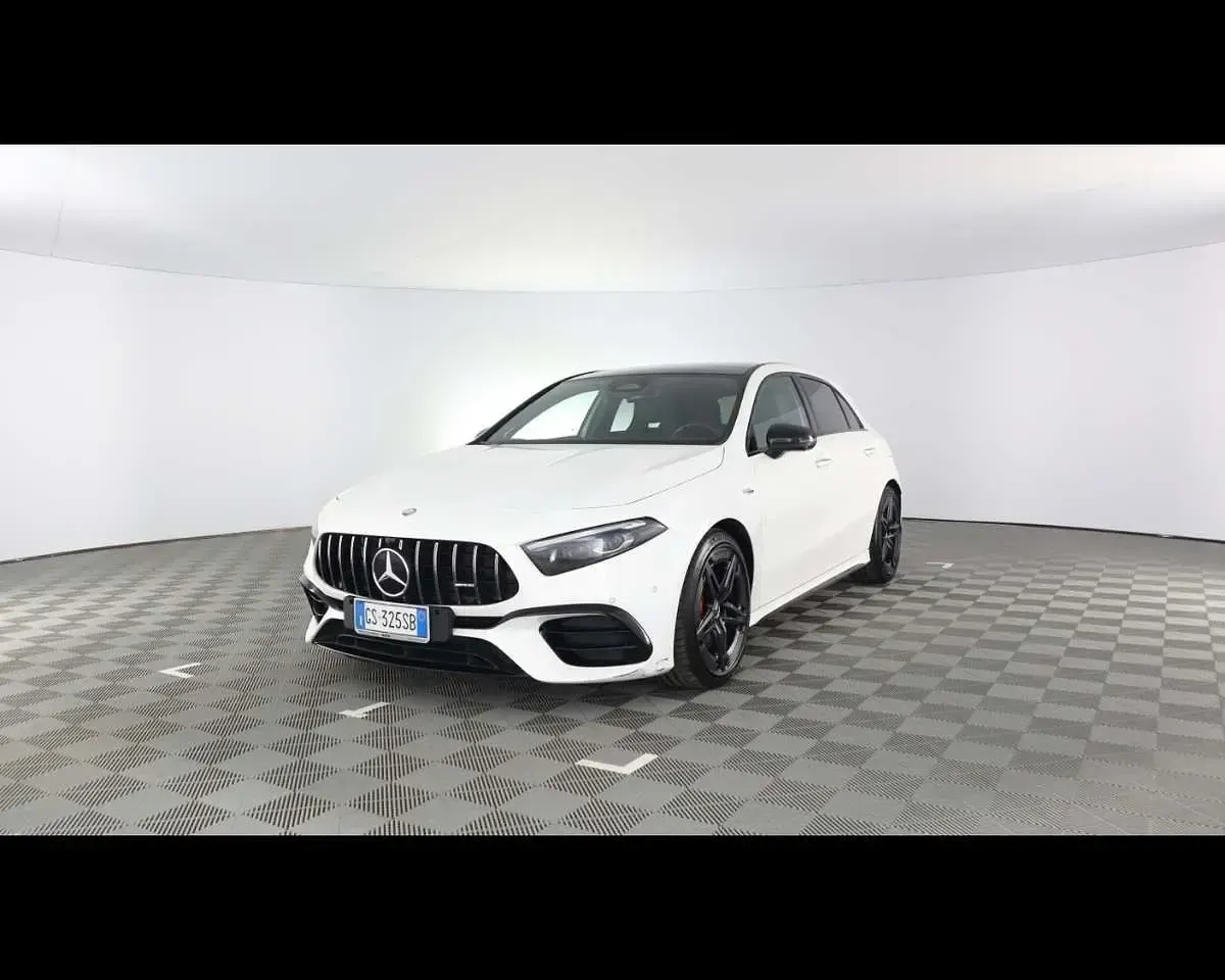 Usata Mercedes A45 AMG StreetStyle 421 CV (309 kW) 2024 Bianco Utilitaria