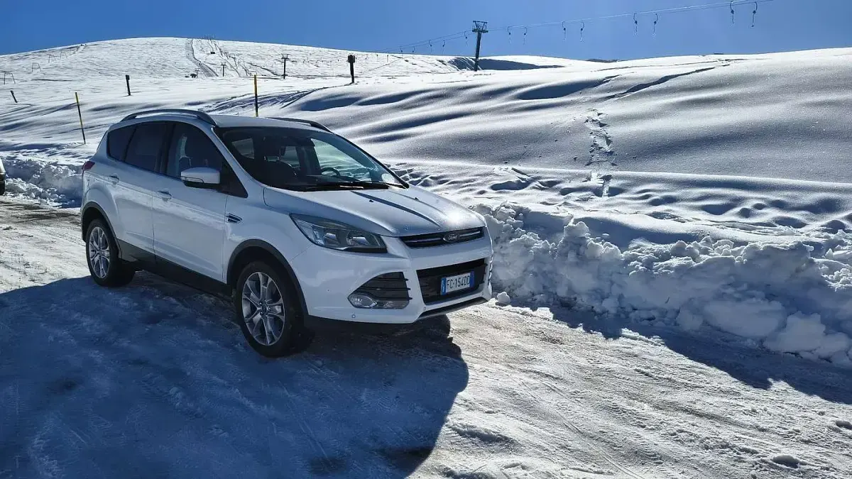 Usata Ford Kuga Titanium 150 CV (110 kW) 2016 Bianco SUV