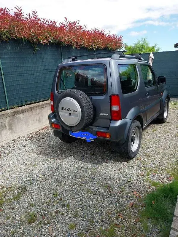 Usata Suzuki Jimny 86 CV (63 kW) 2008 SUV