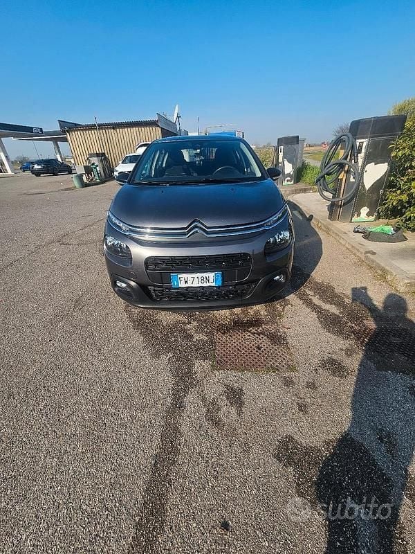 Usata Citroën C3 102 CV (75 kW) 2019 Grigio Utilitaria