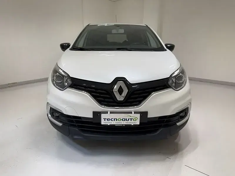 Usata Renault Captur 110 CV (80 kW) 2019 Bianco SUV