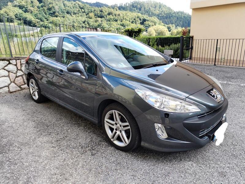 Usato 2010 Peugeot 308 1.6 Diesel 112 CV (5.700 €)