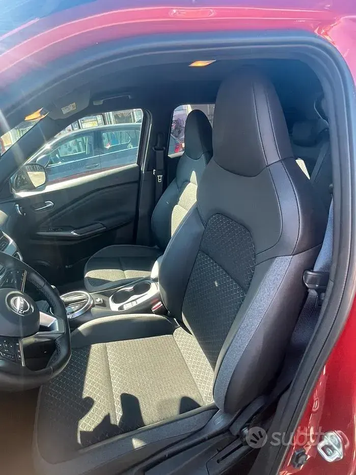 Usata Nissan Juke N-Connecta 114 CV (83 kW) 2025 Rosso SUV