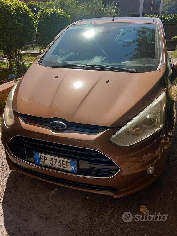 Marrone Usata 2013 Ford B-MAX Monovolume | 5200 € (Buon prezzo) - Immagine 1/4