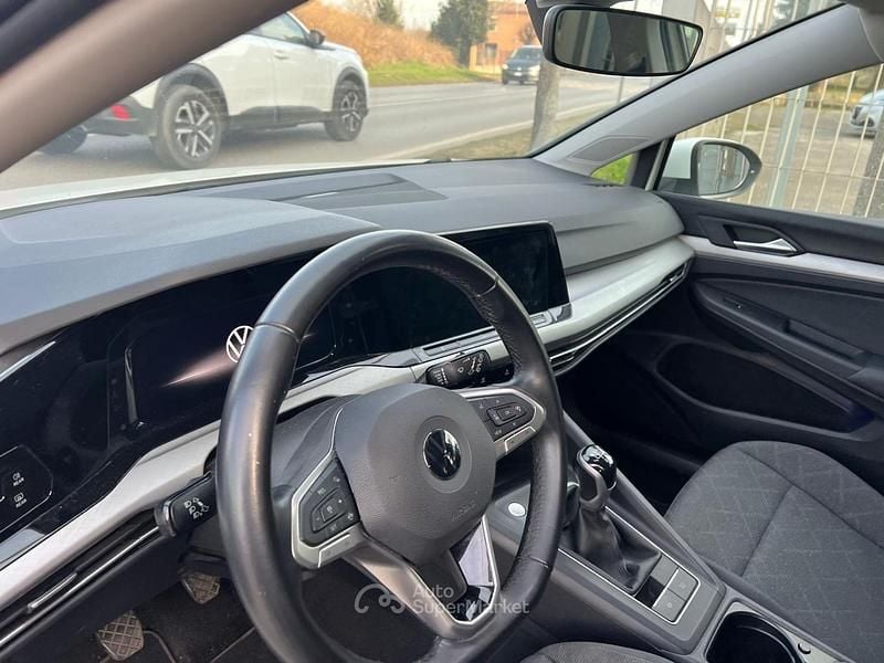 Usata VW Golf VIII 116 CV (85 kW) 2022 Berlina