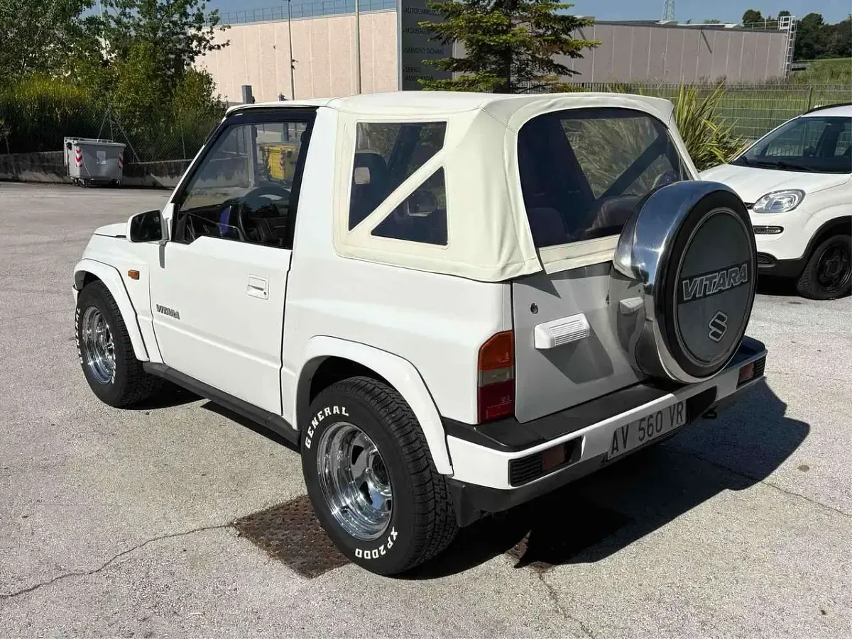 Second-hand Suzuki Vitara 80 CP (58 kW) 1989 Alb Cabrio