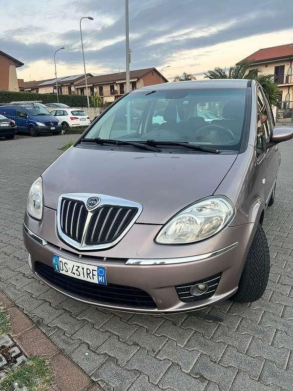 Usata Lancia Musa 95 CV (69 kW) 2008 Monovolume