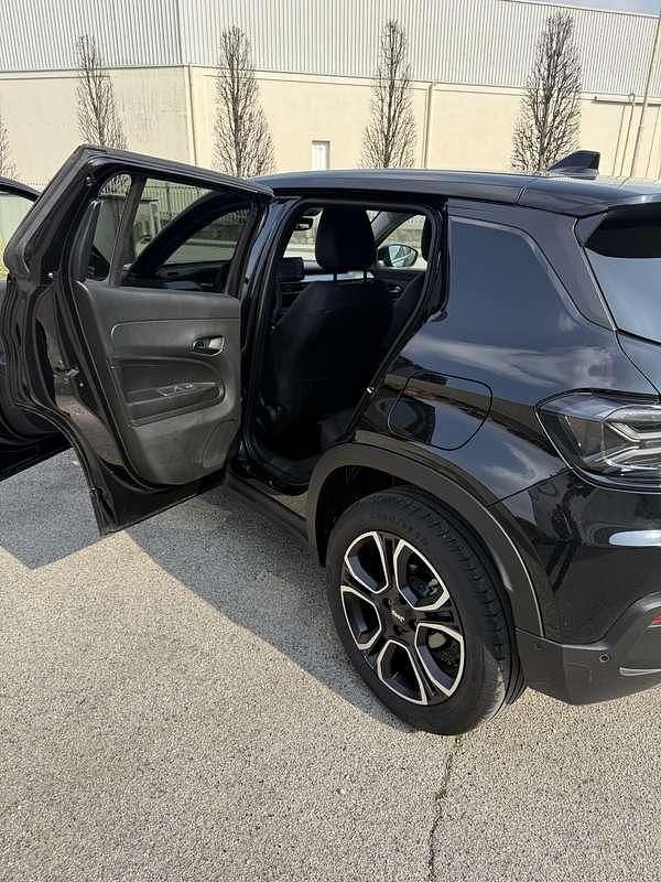 Usata Jeep Avenger Summit 101 CV (74 kW) 2025 SUV