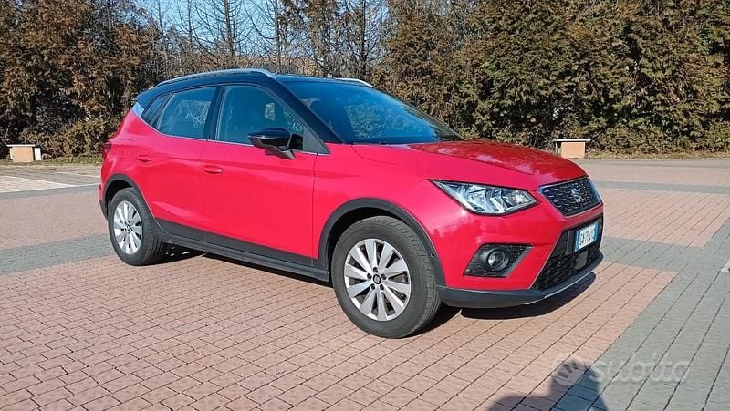 Usata Seat Arona 90 CV (66 kW) 2020 Rosso SUV