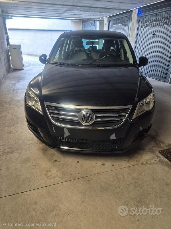 Usata VW Tiguan Trendline 140 CV (102 kW) 2011 Nero SUV