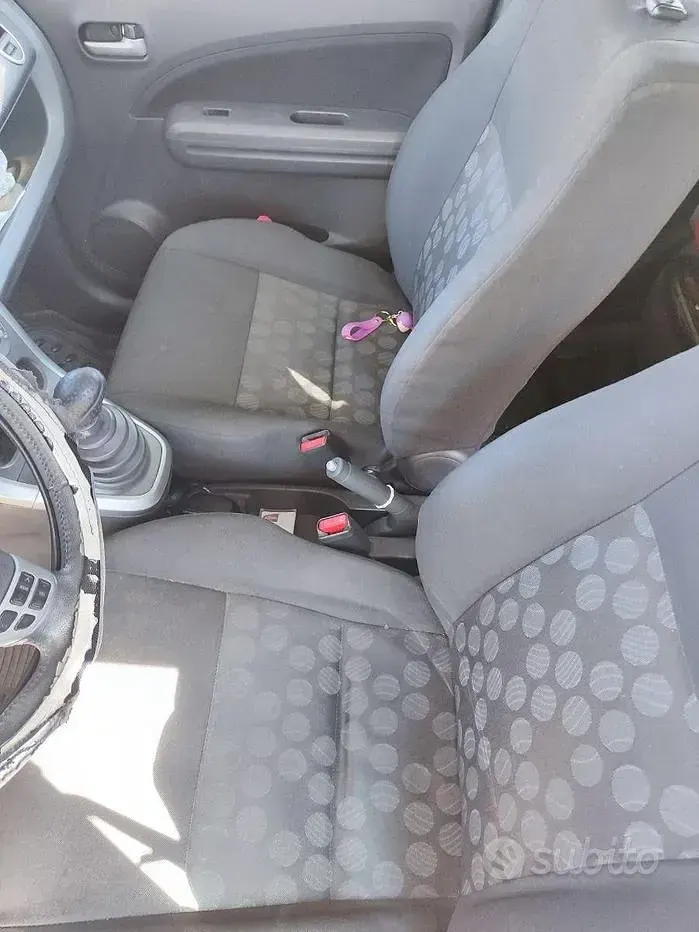 Usata Suzuki Splash 65 CV (47 kW) 2009 Grigio Utilitaria
