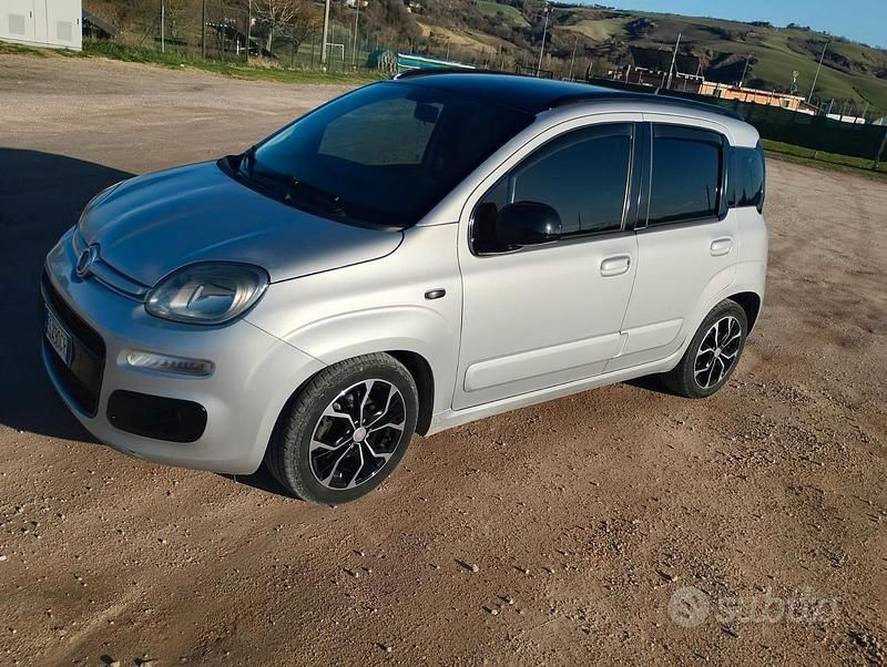 Usata Fiat Panda 80 CV (58 kW) 2013 Grigio Utilitaria