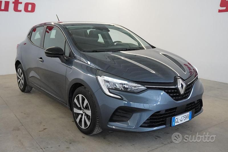 Usata Renault Clio V Equilibre 90 CV (66 kW) 2022 Grigio Berlina