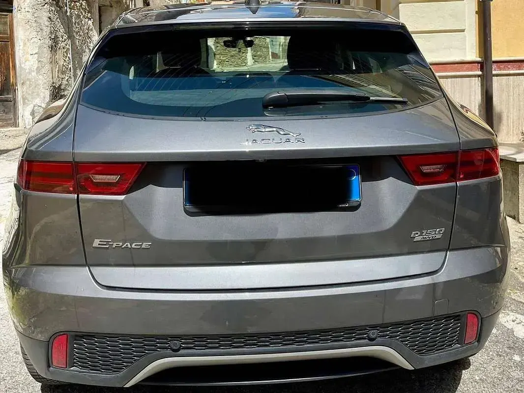 Usata Jaguar E-Pace S 150 CV (110 kW) 2018 Grigio SUV