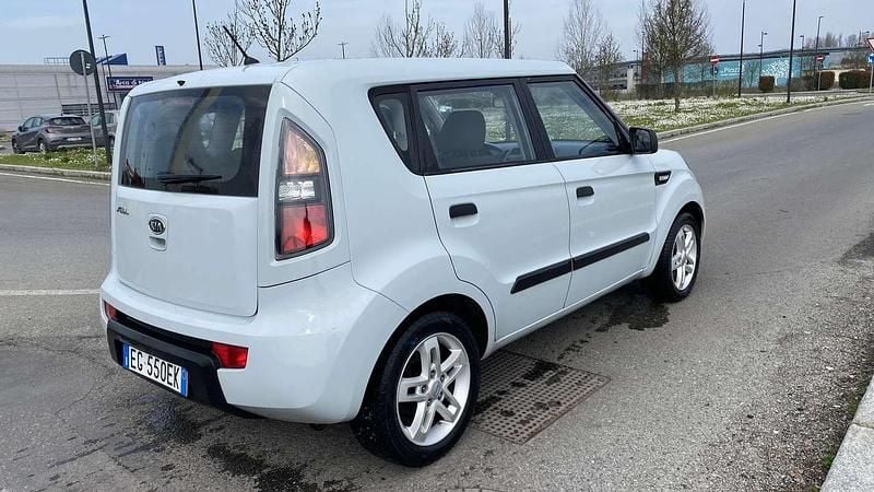 Usata Kia Soul Active 126 CV (92 kW) 2011 SUV