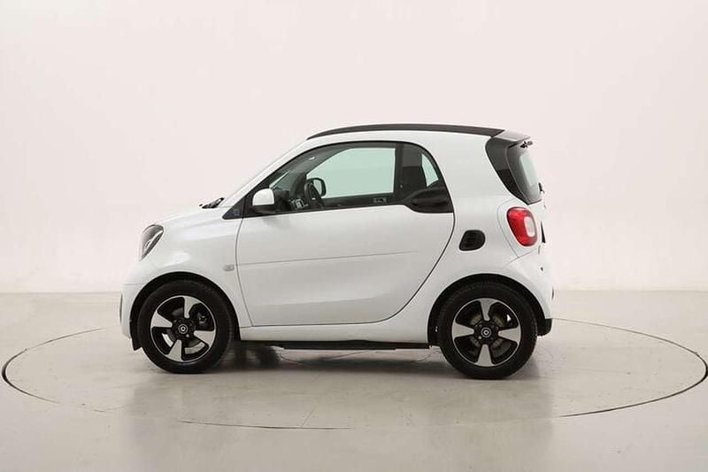 Usata Smart ForTwo Coupé Passion 41 kW (56 CV) 2020 Bianco Utilitaria