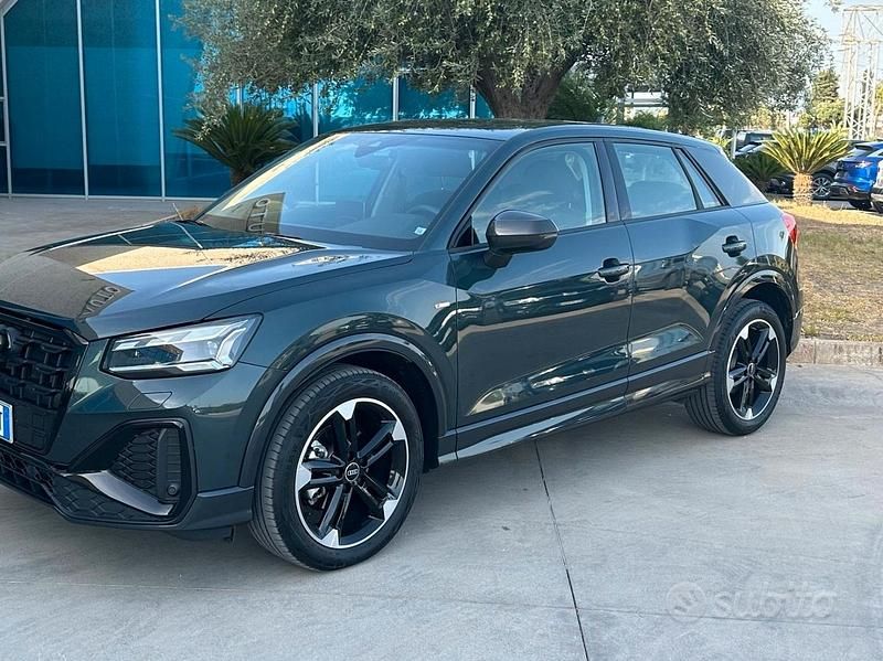 Usata Audi Q2 S-Line 150 CV (110 kW) 2025 Verde SUV