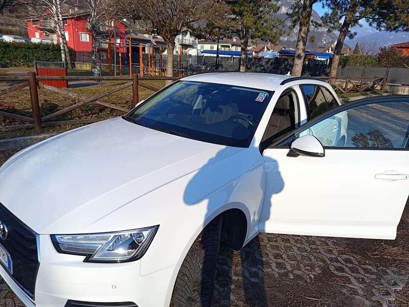 Usata Audi A4 Business 150 CV (110 kW) 2019 Bianco Station wagon