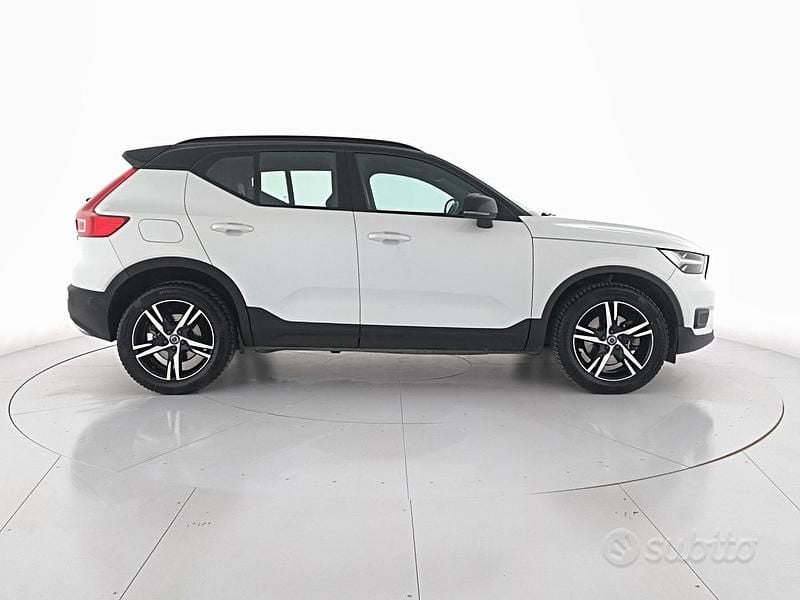 Usata Volvo XC40 R-Design 190 CV (139 kW) 2018 Bianco SUV