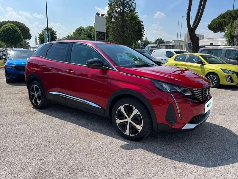 Usata Peugeot 3008 Allure 131 CV (96 kW) 2022 Rosso elixir SUV
