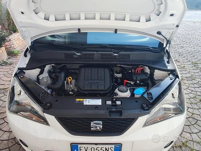 Usata Seat Mii Chic 60 CV (44 kW) 2019 Bianco Utilitaria