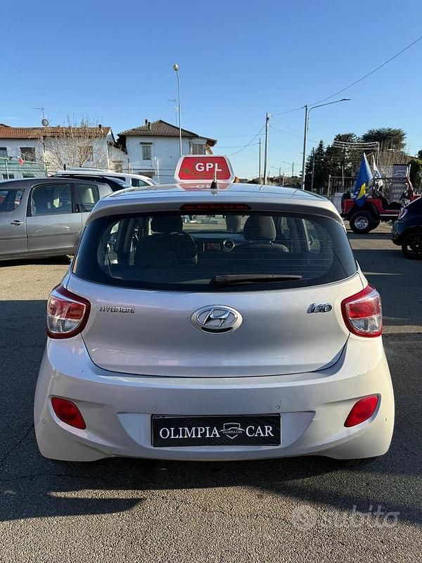 Usata Hyundai i10 2016 Grigio Utilitaria