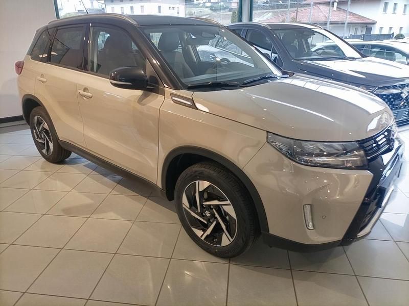 Beige Nuova 2025 Suzuki Vitara SUV | 28.850 € (Molto cara) - Immagine 1/4