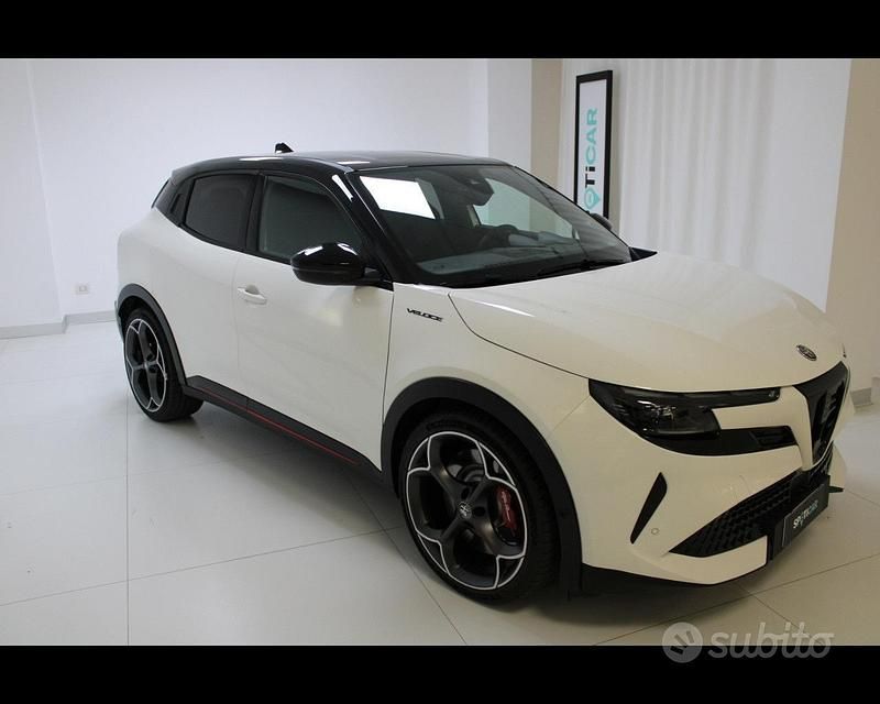 Usata Alfa Romeo GT Junior Veloce 205 kW (280 CV) 2024 Bianco Station wagon