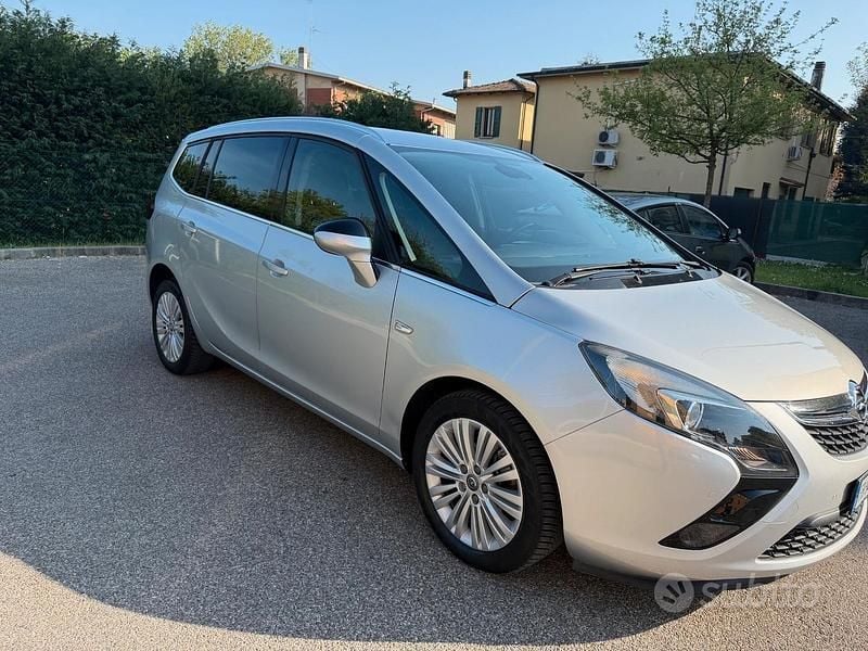 Usata Opel Zafira Tourer 150 CV (110 kW) 2016 Grigio Monovolume