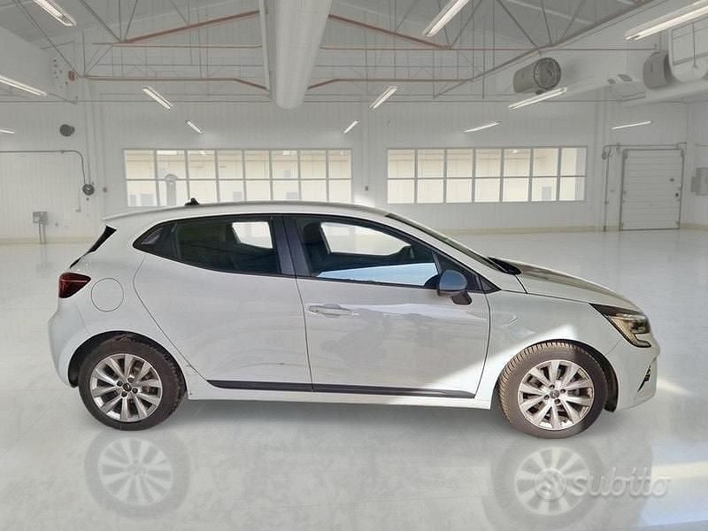 Usata Renault Clio V Business 86 CV (63 kW) 2020 Bianco Berlina
