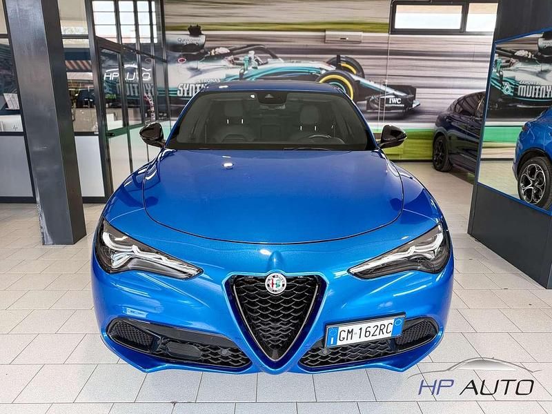 Usata Alfa Romeo Stelvio Veloce 209 CV (153 kW) 2023 Blu misano SUV
