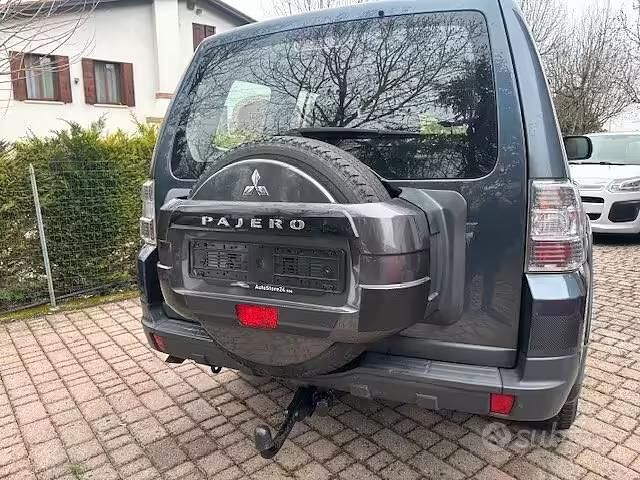 Usata Mitsubishi Pajero Instyle 170 CV (125 kW) 2008 Other SUV