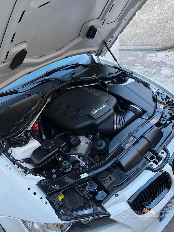 Usata BMW M3 420 CV (308 kW) 2010 Bianco Coupé