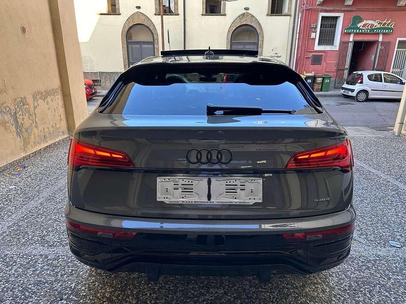 Usata Audi Q5 S-line plus 204 CV (150 kW) 2023 Grigio SUV