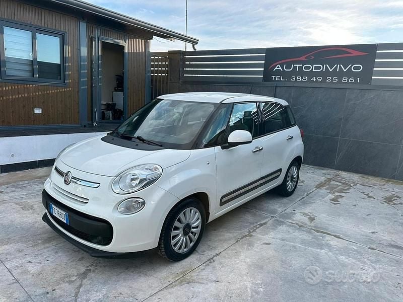 Usata Fiat 500L Lounge 120 CV (88 kW) 2016 Bianco Monovolume